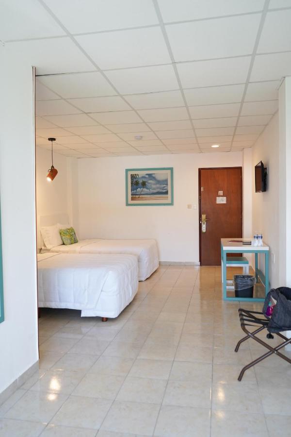 Hotel & Suites Arges - Centro Chetumal Kültér fotó